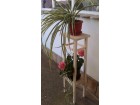 Drveni stalak za cveće (model 1)