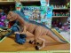 Dva zaista velika dinosaurusa T-Rex hodaju i  na bateri slika 3
