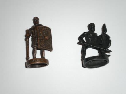 Dve figurice iz serijala `Ancient Rome`