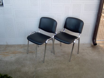 Dve konferencijske stolice niklovane bez rukohvata