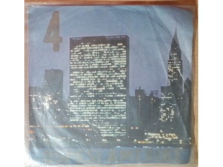 EP V/A - Uspesi Amerike 4 (1968) VG+, veoma dobra