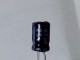 Elektrolitički polarizovani kondenzator 47uF 25V slika 2