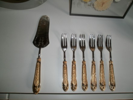 Escajg za desert, srebrni, 6 viljuski i spatula