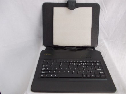 Futrola sa tastaturom za tablet 9.7` Xwave