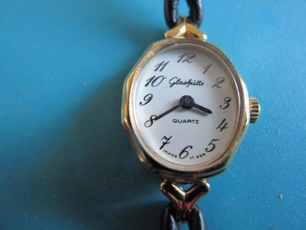 GLASHUTTE - vintage ženski ručni sat