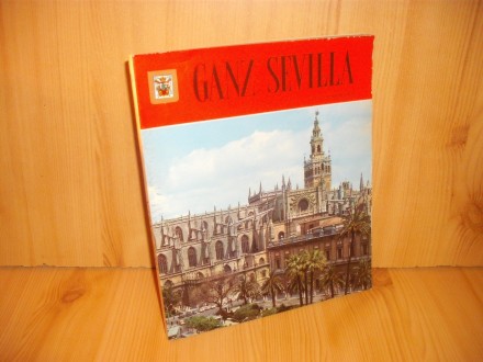 Ganz Sevilla 140 farbbilder