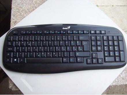 Genius bezicna tastatura KB-8000