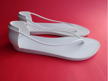 Ipanema bele sandale - japanke
