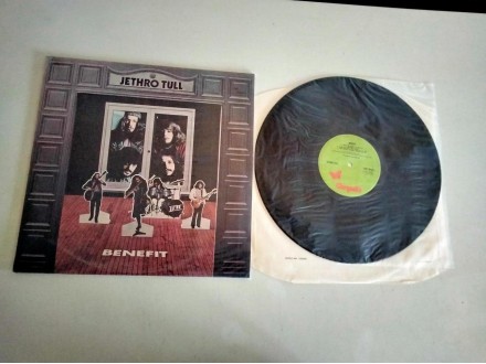 JETHRO TULL - BENEFIT UK LP MINT