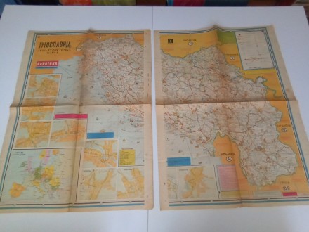Jugoslavija  dvodelna auto-turistička karta  1981.