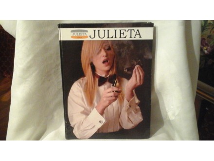 Julieta kako uživati plavičasti dim Svet cigara Cohiba