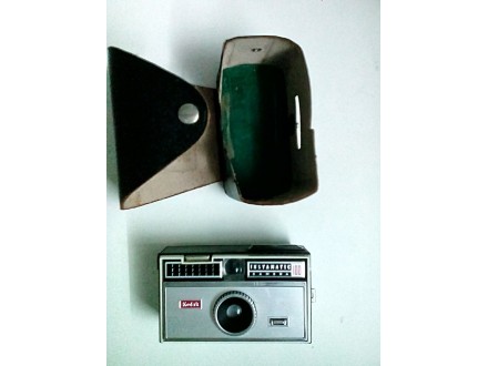 Kamera Kodak Instamatic 100 sa kožnom futrolom