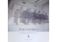 Katalog Izložbe `In The Magnifyng Glass` Željka Momirov slika 1