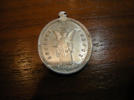 Katolička medaljica ( 1 )