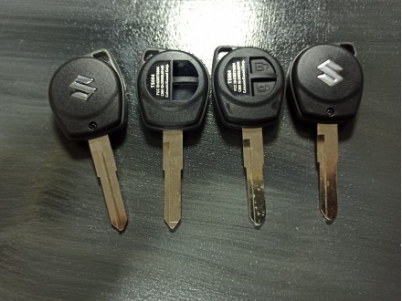Ključ Suzuki 2 dugmeta