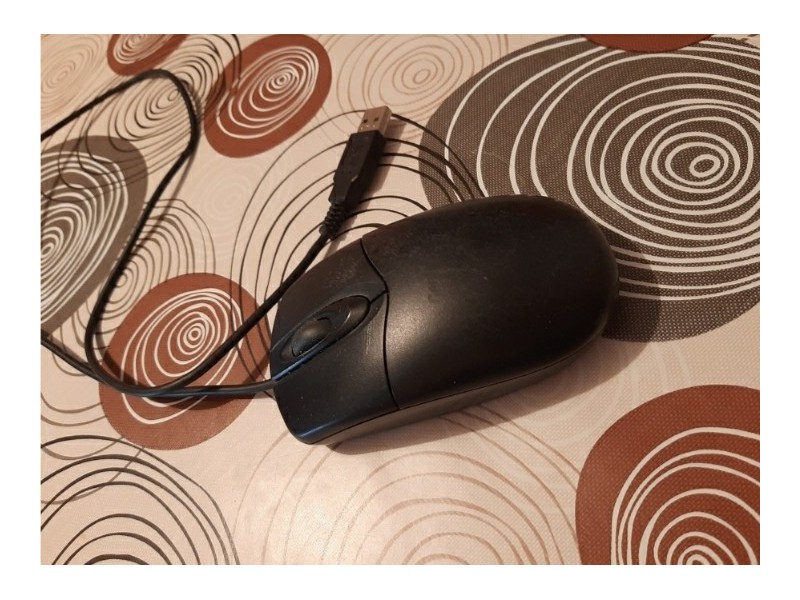 Kompjuterski miš Genius