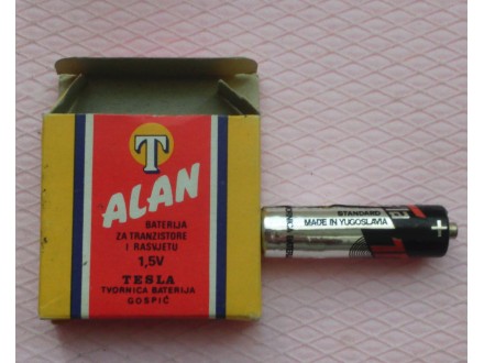 Kutija od baterija TESLA sa 1 baterijom iz SFRJ vrlo re