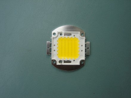 LED 50W  3000-3200k  45x45MIL