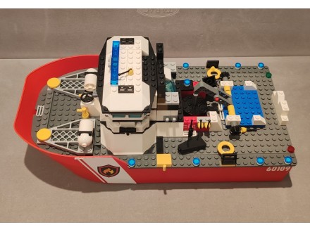 LEGO 60109 brod