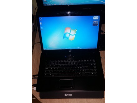 Laptop (91) HP Compaq 615
