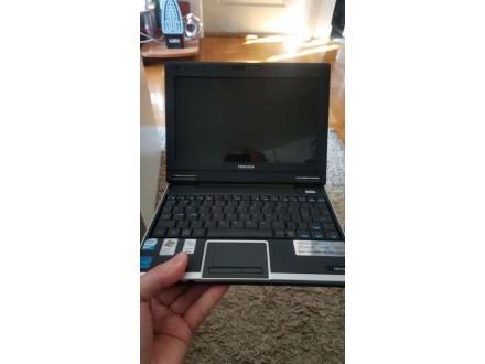 Laptop Toshiba NB100