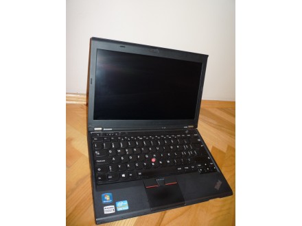 Lenovo ThinkPad X230 - i5/8Gb/500Gb/HD4000/8h baterija