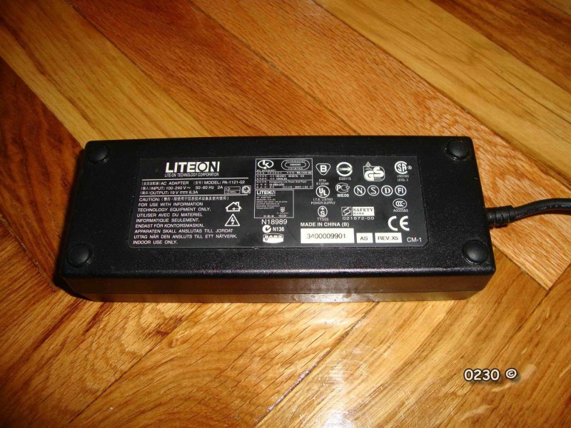 LiteON laptop punjac PA-1121-02 19V 6.3A 3pin