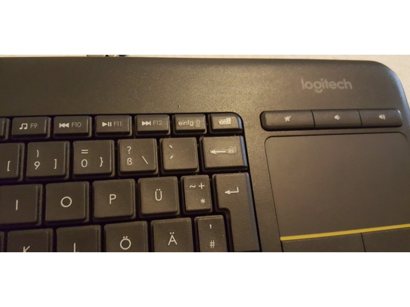 Logitech K400+ PC/TV Bežična Tastatura sa Tačpedom