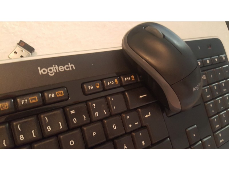 Logitech K520 Tastatura M215 Miš sa Unifying Risiverom