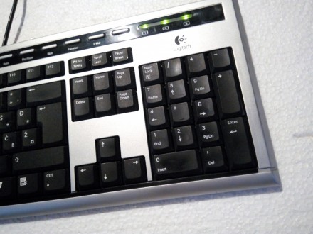 Logitech UltraX Media SRB (YU) USB tastatura