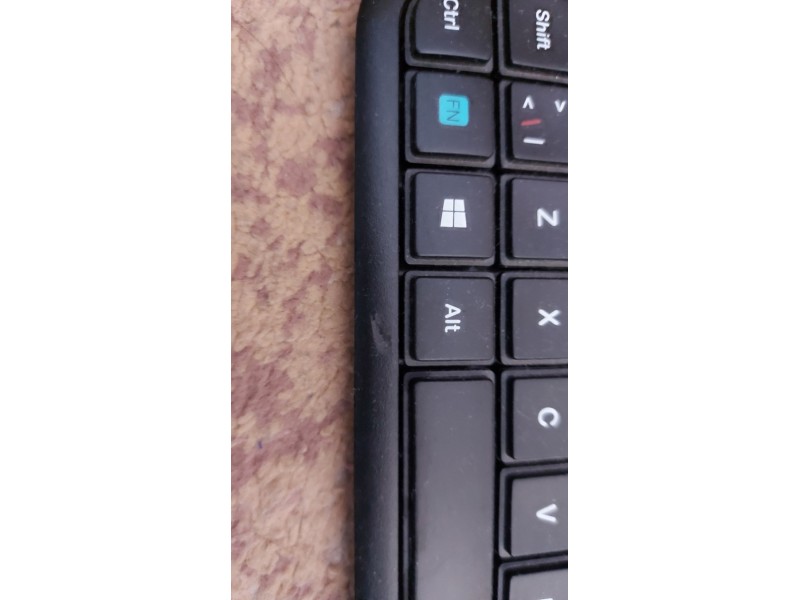 Logitech tastatura K400