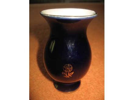 Lomonosov vaza - ruski porcelan