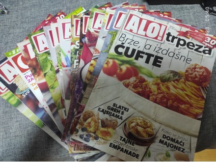 Lot od 13 časopisa ALO Kulinarstvo i recepti