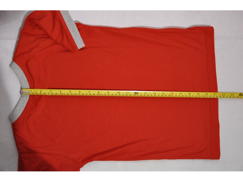 Majica zenska Cetniks crvena Velicina: XS novo