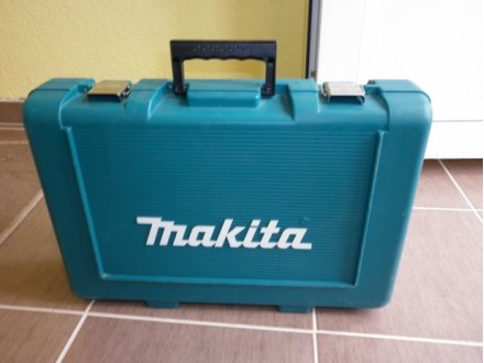 Makita kofer