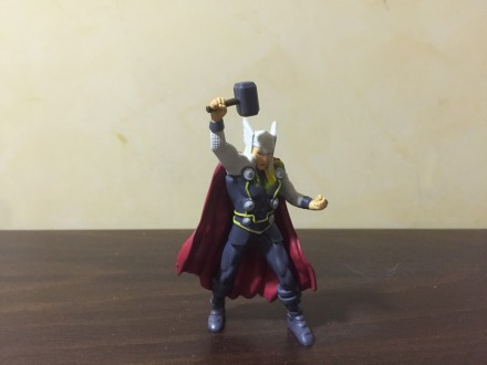 Marvel figura - Thor