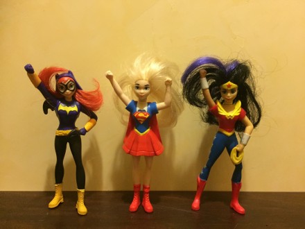 McDonald`s SUPERHERO GIRLS