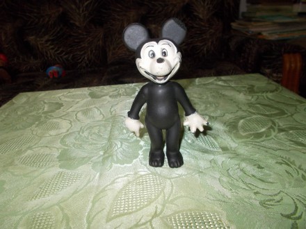 Miki Maus - Mickey Mouse - stara gumena igracka iz 1960
