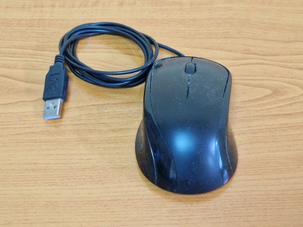Miš optički sa USB priključkom