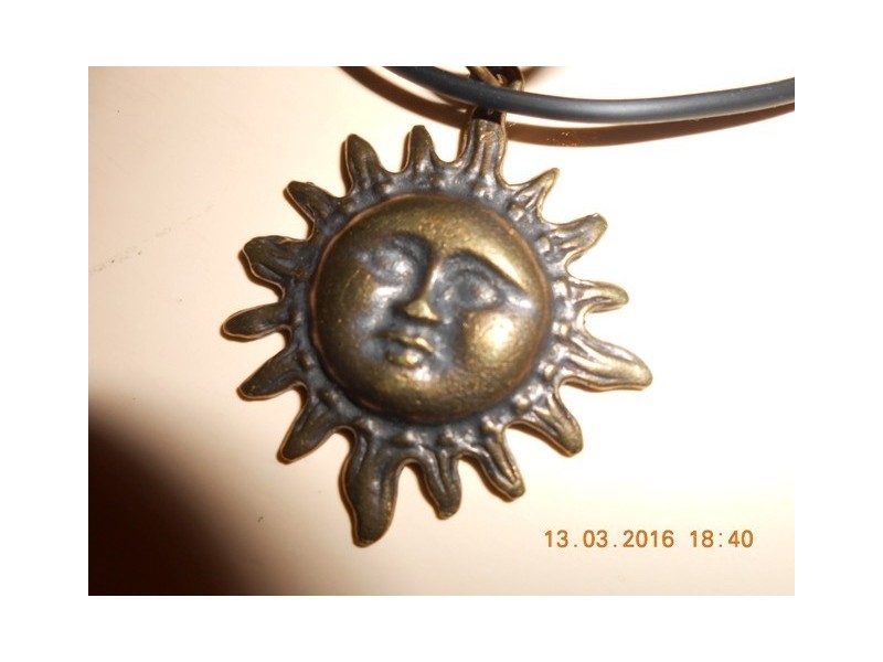 Muško-ženska ogrlica veliko Sunce