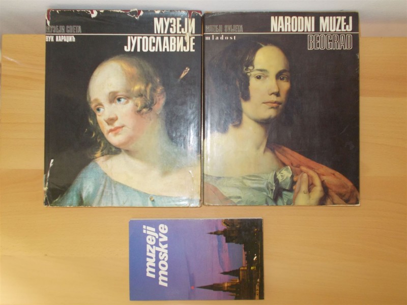 Muzeji – tri knjige