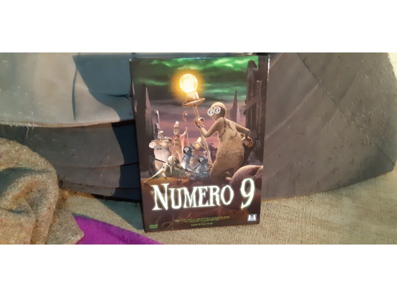 NUMERO 9