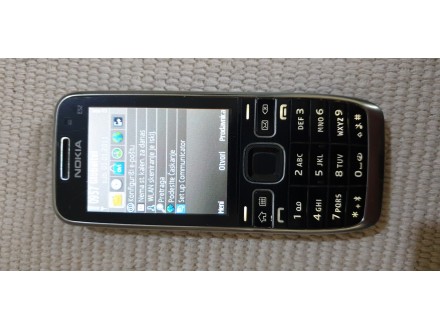 Nokia E52 br. 43,   lepo ocuvana, life timer 17:28, odl