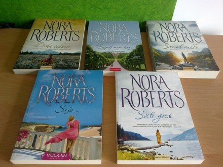 Nora Roberts Komplet 5.knjiga    ,novo ➡️ ➡️