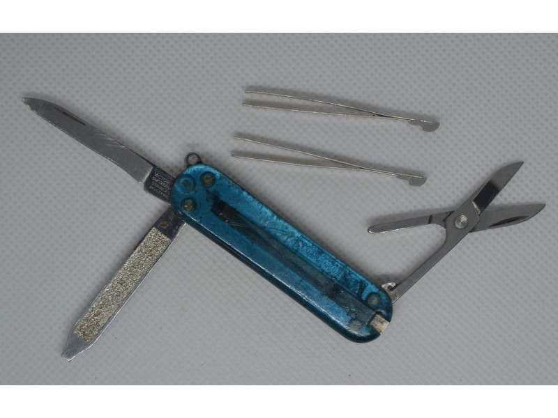 Nož preklopni Victorinox Classic SD plavi