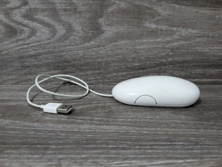 ORIGINAL Apple mis Mouse A1152 za racunare Macbook MAC