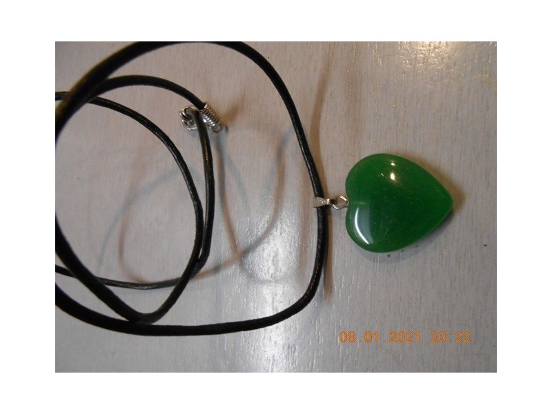 Ogrlica - Srce zeleni žad - poludragi kamen