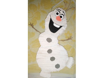 Olaf, Frozen, pinjata