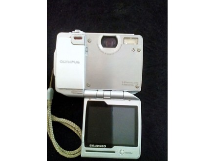 Olympus IR-500 digital camera