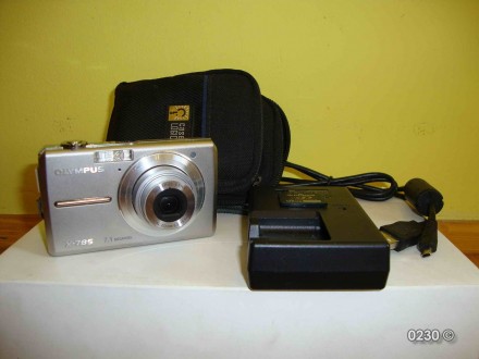 Olympus X-785 digitalni fotoaparat 7.1MPix